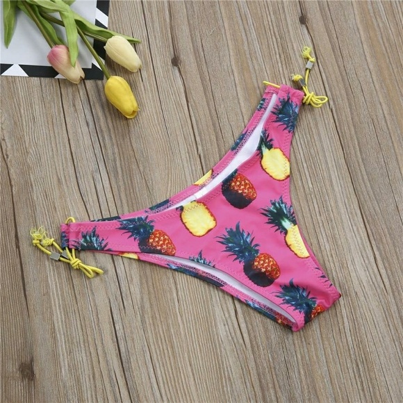 Pink pineapple - Picture 3 of 3